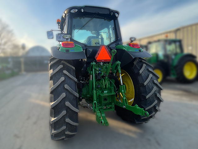 Tracteur agricole John Deere 4066 R #6 - Arrière